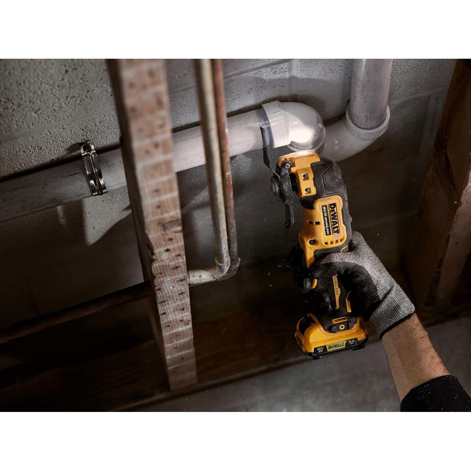 DEWALT DCS353D2 12V XR Brushless Oscillating Multi-Tool – 2 x 2.0Ah Batteries, Charger & Case – Yellow